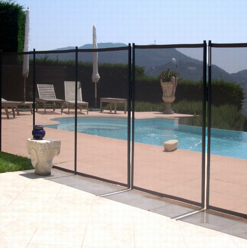 RECINZIONE PER PISCINE