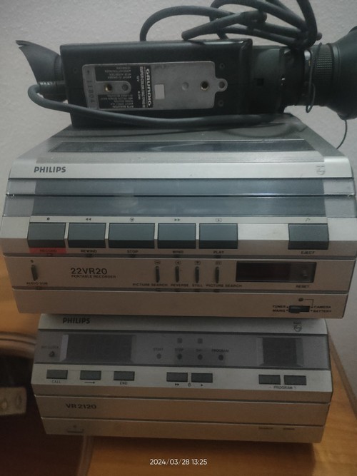 VIDEO 2000 VCR