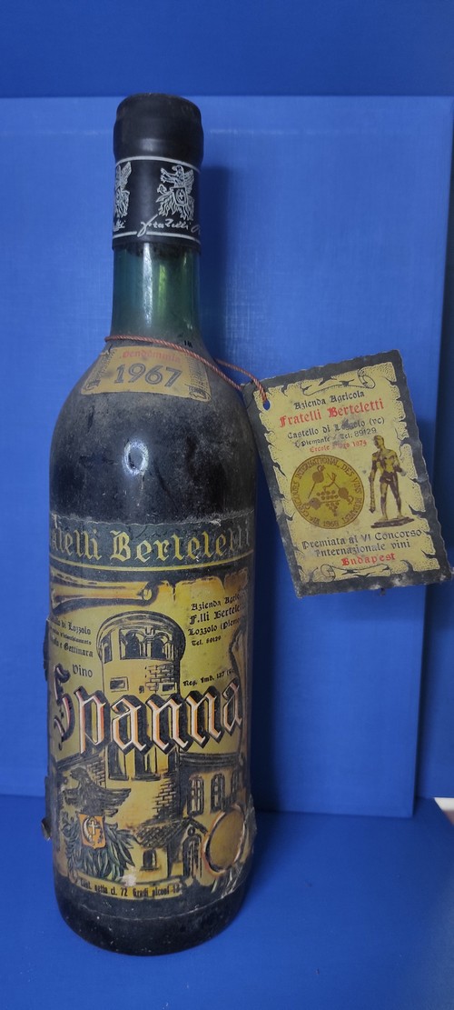 bottiglia di vino da collezione