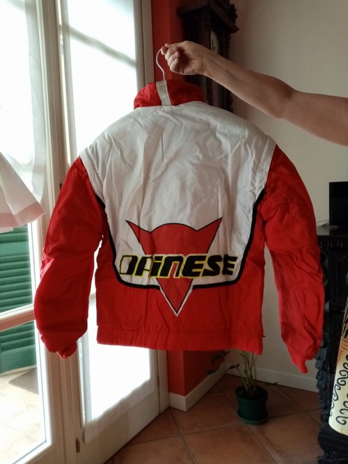 Giubbino donna da motociclista marca Dainese