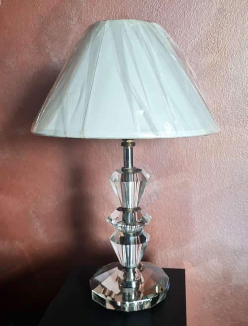 Lampada   in  cristallo sfaccettato e molato a tul