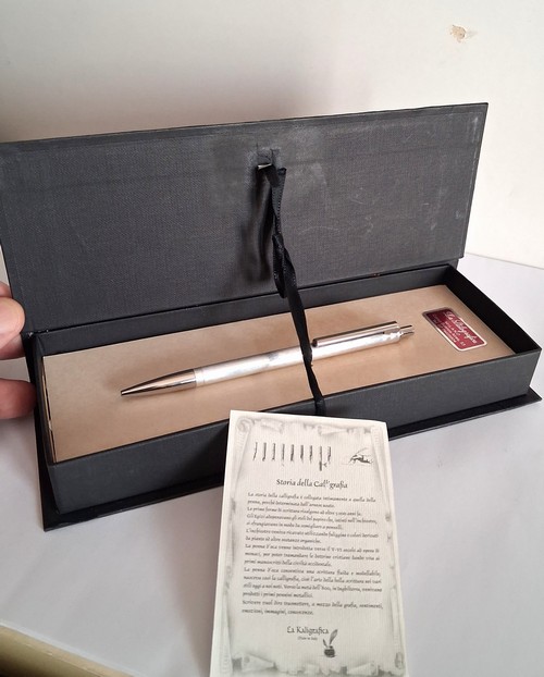 Penna sfera     vintage in argento 925  . Marchiat