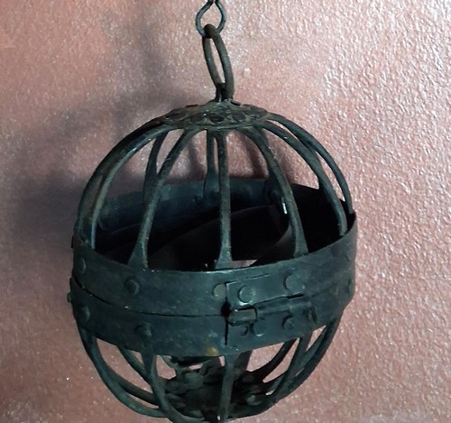 Lampada navale  a olio giroscopica  in ferro battu