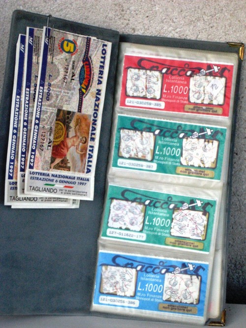 Collezione n� 43 gratta e vinci anni �90 tutti gi�