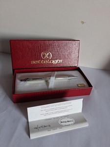 Penna sfera   Settelaghi     in argento  vintage .