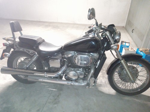 Vendo moto Custom - Honda