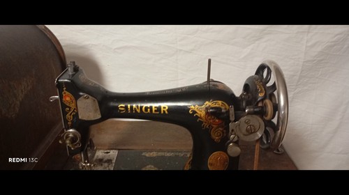 Macchina da cucire Singer del 1919