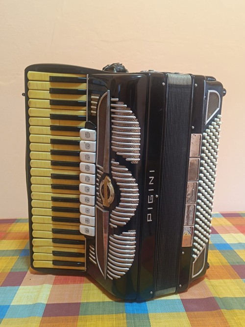 FISARMONICA