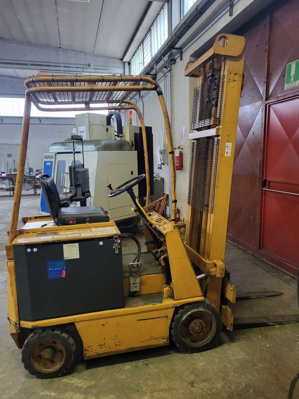 Carrello elevatore elettrico CESAB